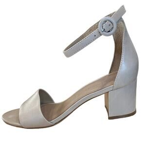 Bernardo Janela leather sandals  2” chunky block heels ankle straps size 7.5